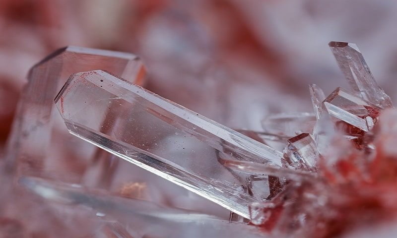 strawberry quartz crystals