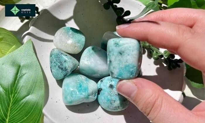 Phoenix Stone Crystal: 9 Healing Properties of Gem of Legends