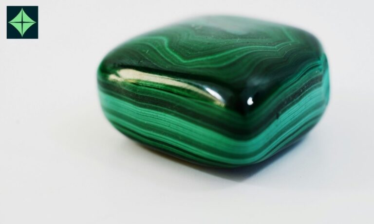 Nephrite Crystal: The Secret to Inner Peace and Physical Well-being Revealed